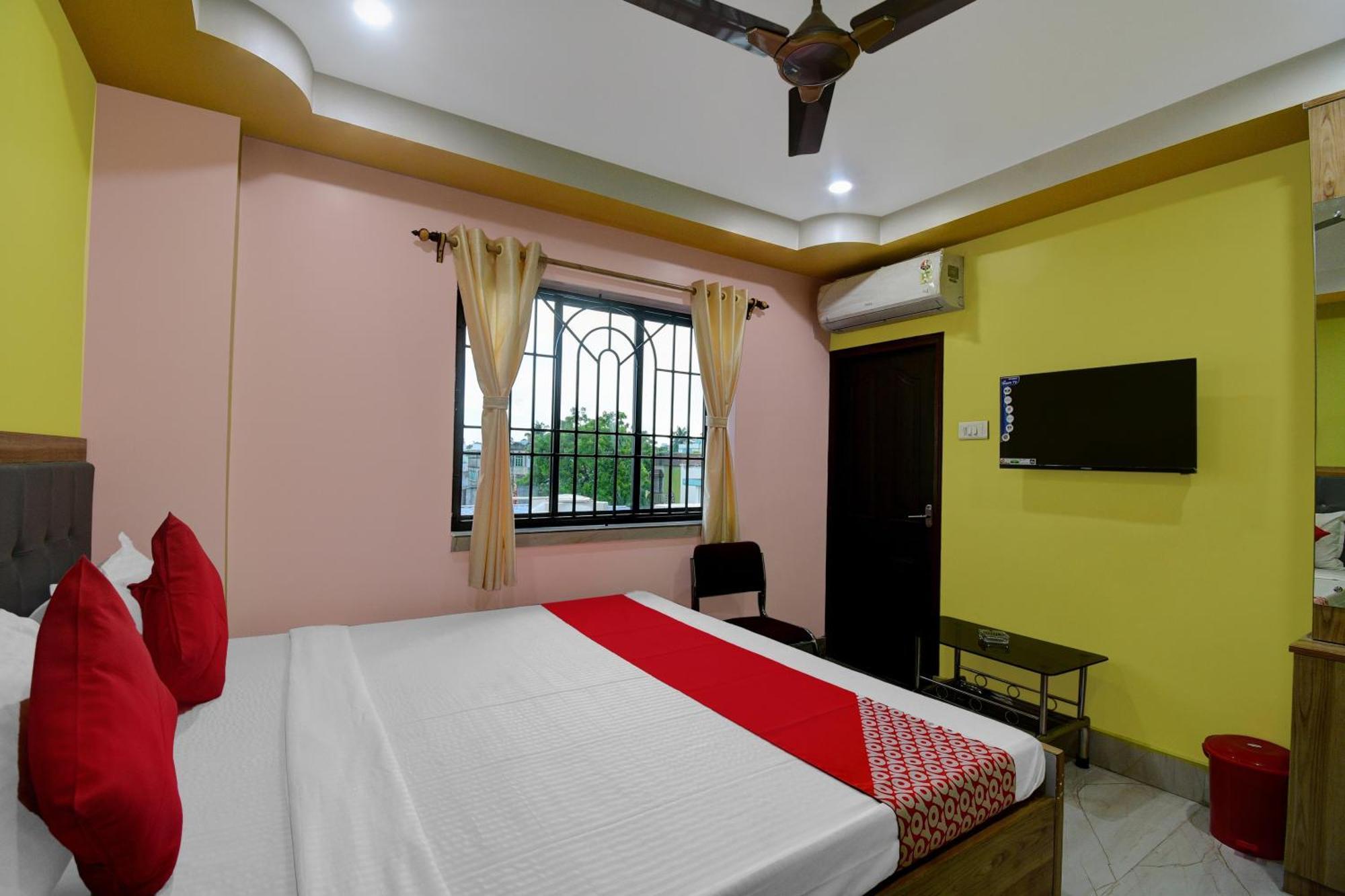 Hotel O Mahal And Restaurant Kanchrapara Calcutta Eksteriør billede